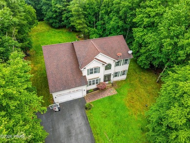 Stunning 4-Bedroom Colonial on 1.4 Acres with Over 4,000 Sq Ft - photo 4