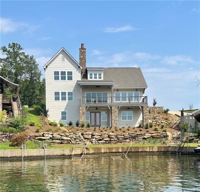 Lake Martin Home For Sale in Dadeville Alabama