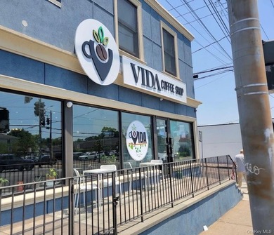 Vida Coffee Shop - Turn-Key Award-Winning Cafe. PRIME LOCATION - photo 3