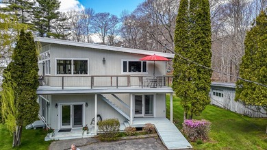 First time offered in over 25 years, this exceptional waterfront - photo 5