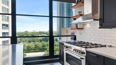 Experience true loft living in this exceptional modern - photo 7