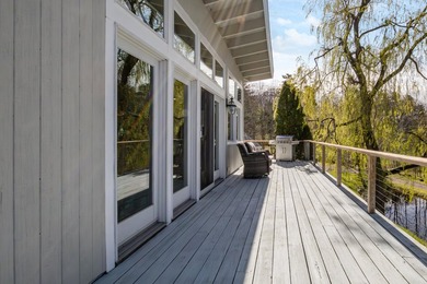 First time offered in over 25 years, this exceptional waterfront - photo 8