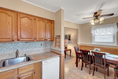 Well Maintained 4 Bedroom Cape. Updates Include a New Roof, 2 - photo 11