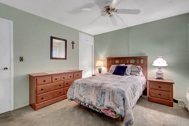 Well Maintained 4 Bedroom Cape. Updates Include a New Roof, 2 - photo 14