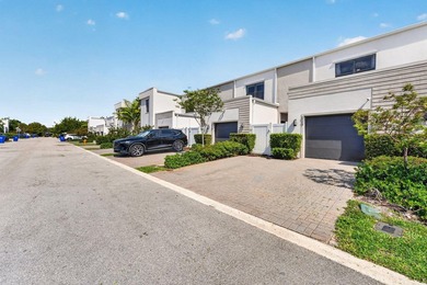 Welcome to this stunning and highly sought-after residence - photo 28