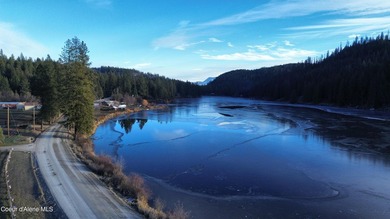 This beautifully treed 10+ acre parcel located just 15 minutes - photo 8