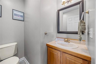 Welcome to this beautifully maintained Contemporary Colonial in - photo 15