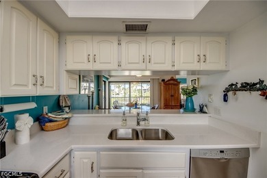 Stunning Waterfront End-Unit Condo with Direct Gulf Access in - photo 15
