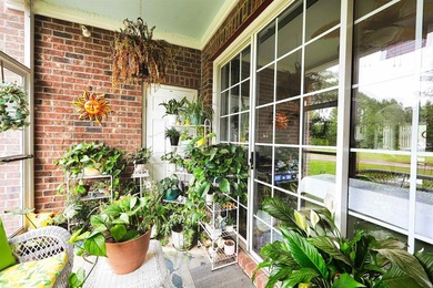 Enjoy easy first floor living in this beautifully updated 2 - photo 17