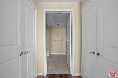 Welcome to Indigo, ideally located in the heart of the Marina - photo 18