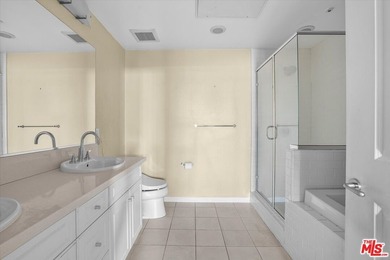 Welcome to Indigo, ideally located in the heart of the Marina - photo 19