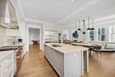Tribune Tower Residence offers an amazing opportunity to own a - photo 19