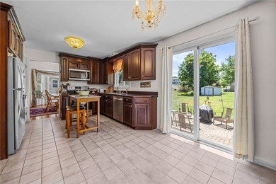 Welcome to this beautifully maintained Contemporary Colonial in - photo 20