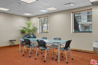Welcome to Indigo, ideally located in the heart of the Marina - photo 24