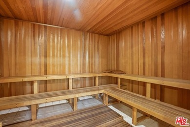 Welcome to Indigo, ideally located in the heart of the Marina - photo 28