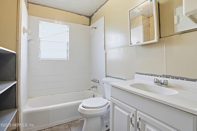 This property offers a rare opportunity with two separate homes - photo 31
