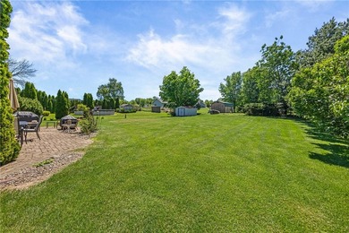 Welcome to this beautifully maintained Contemporary Colonial in - photo 38