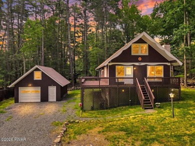 Enjoy Lake Wallenpaupack in the is newly renovated chalet style - photo 1