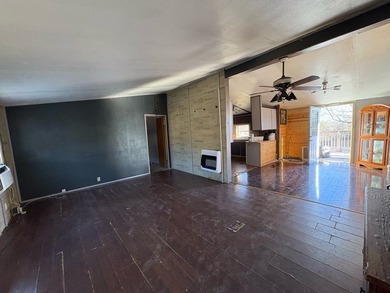 This manufactured home with land offers a great opportunity for - photo 3