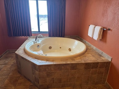 Chula Vista Studio units in this building rarely come available; - photo 12