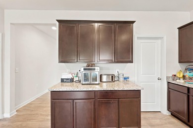 Welcome to 165 Hampton Park Circle, a spacious four bedroom, two - photo 15