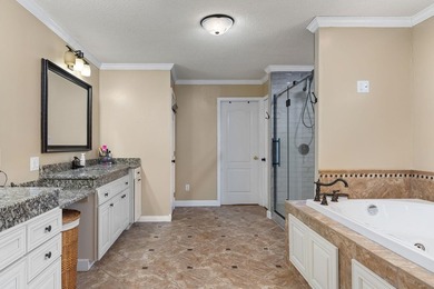 Welcome to your year-round waterfront getaway on Shoal Creek! - photo 15