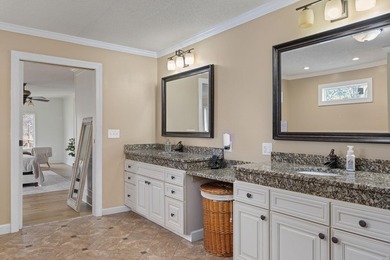Welcome to your year-round waterfront getaway on Shoal Creek! - photo 16
