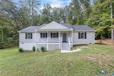 LOCATED ON A DOUBLE LOT, THIS 3 BEDROOM 2 BATH RANCH HOME IN - photo 19