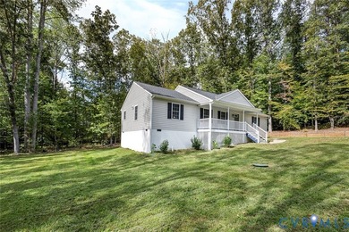 LOCATED ON A DOUBLE LOT, THIS 3 BEDROOM 2 BATH RANCH HOME IN - photo 21