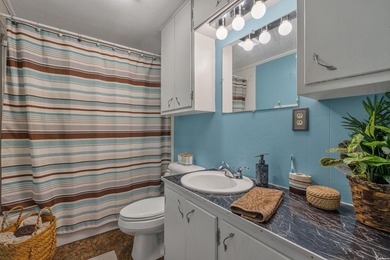 Spacious 5-bedroom, 3-bath home offering approximately 2,742+/- - photo 22