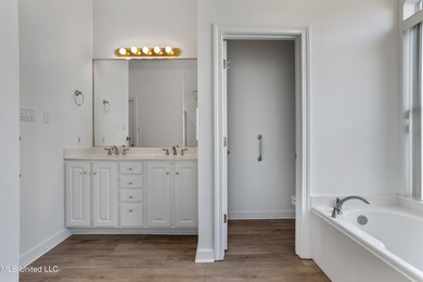 ***BACK ON THE MARKET THROUGH NO FAULT OF THE SELLER!!!***