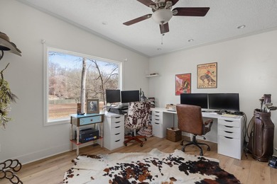 Welcome to your year-round waterfront getaway on Shoal Creek! - photo 23