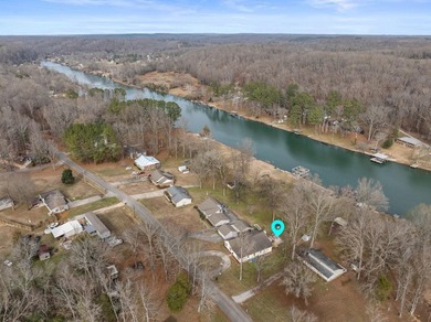 Welcome to your year-round waterfront getaway on Shoal Creek! - photo 41