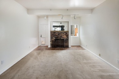 Conveniently located in one of Carpinteria's most sought after - photo 8