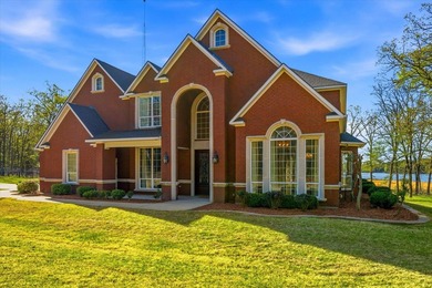 WELCOME TO AN UNPARALLELED LUXURY WATERFRONT ESTATE ON LAKE - photo 1