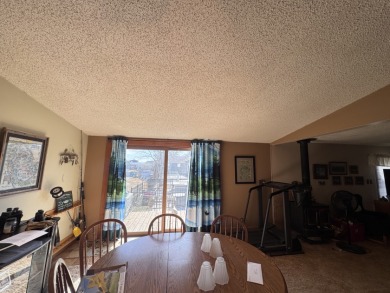 Looking for a year-round residence or the perfect lake getaway - photo 28