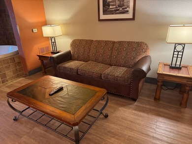 This condo is one of the larger three bedrooms (over 2,000 sq - photo 11