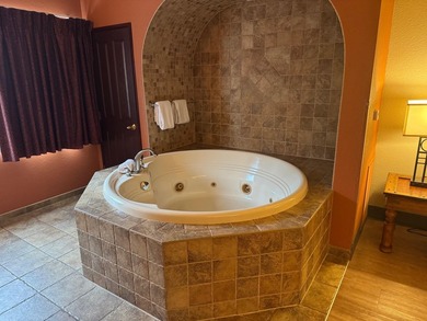 This condo is one of the larger three bedrooms (over 2,000 sq - photo 13