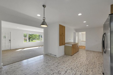 Stunning home with lake frontage on Lake McCall! This house - photo 16