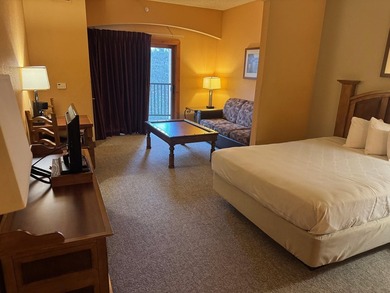 This condo is one of the larger three bedrooms (over 2,000 sq - photo 27