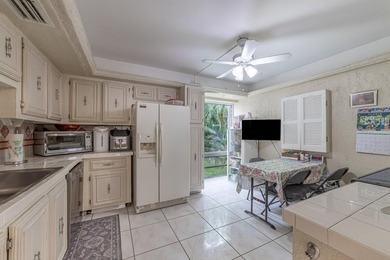 Newly installed heated pool. This 55+ well maintained and very - photo 32