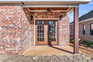 Beautiful new construction in sought-after Plantation Pointe - photo 34