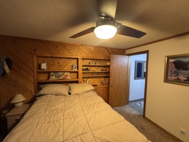 Looking for a year-round residence or the perfect lake getaway - photo 10