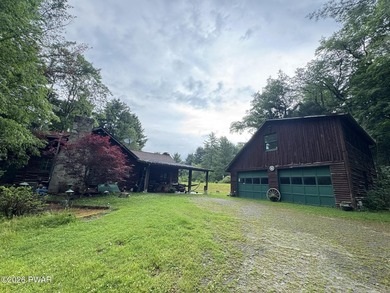 Montrose, PA - Log-sided home on 10 acres with private pond - photo 3
