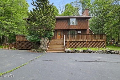 Welcome to this spacious and versatile 5-bedroom, 2-bath home - photo 1