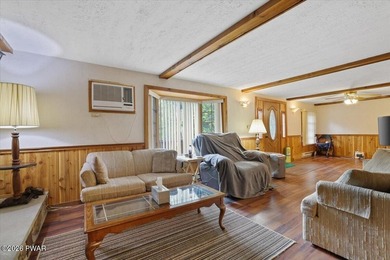 Welcome to this spacious and versatile 5-bedroom, 2-bath home - photo 7
