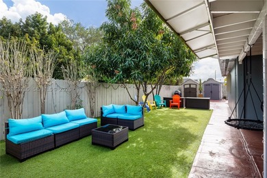 Stunning location! This duplex is a hidden gem, perfectly - photo 11
