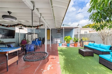 Stunning location! This duplex is a hidden gem, perfectly - photo 12