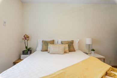 Kanoe Resort, also known as Kanoe Apartments, is an 18-unit very - photo 23