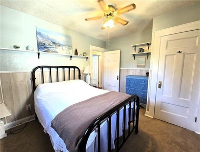 Packed with charm, space and updates, welcome to 113 - photo 25